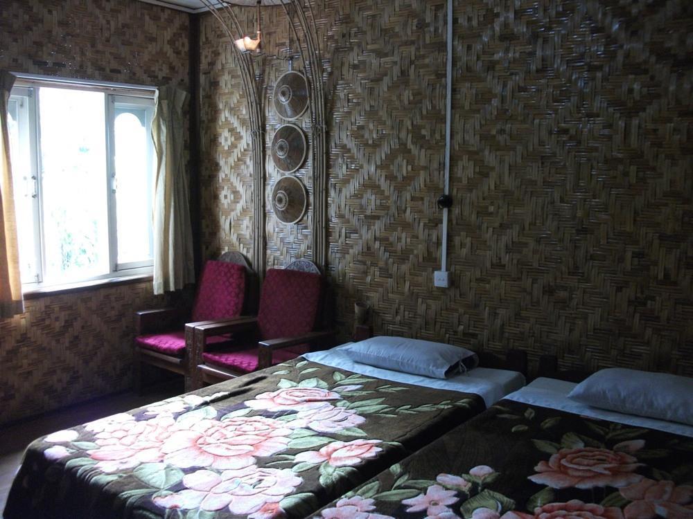 Mingalar Inn Inle Lake Buitenkant foto