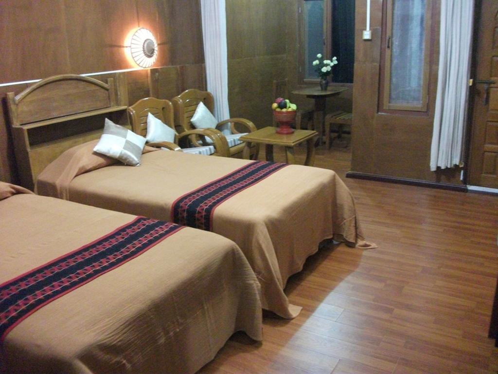 Mingalar Inn Inle Lake Buitenkant foto