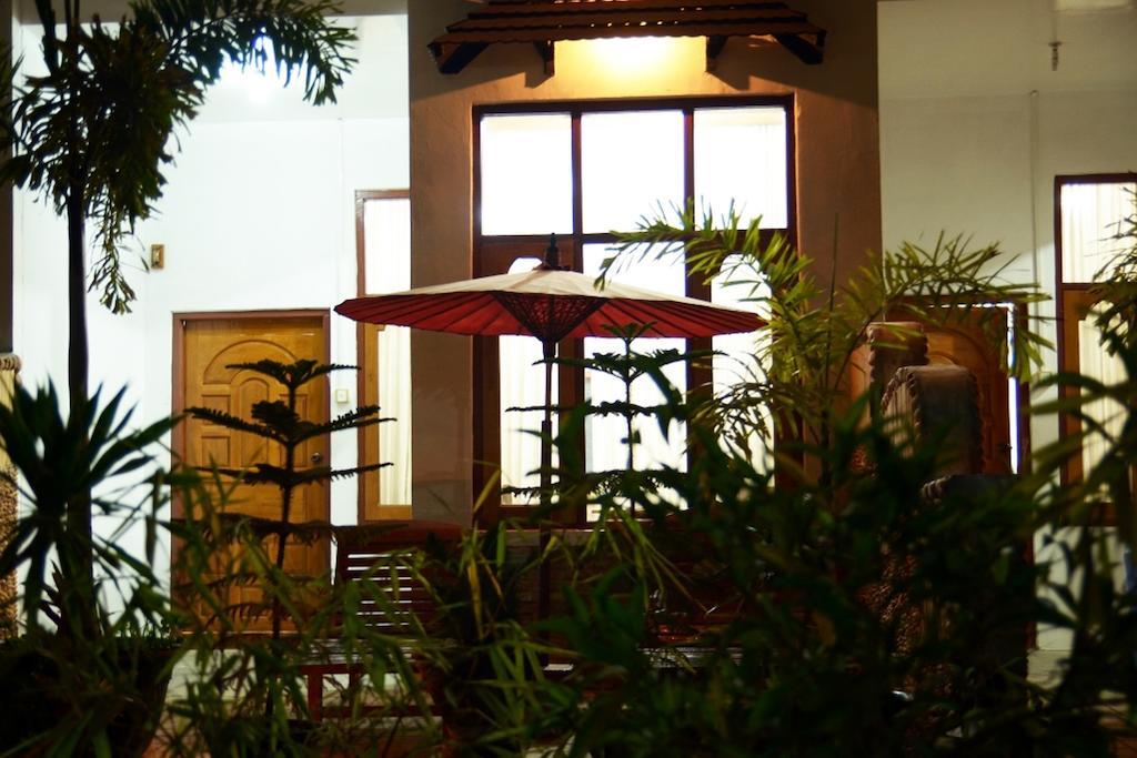 Mingalar Inn Inle Lake Buitenkant foto