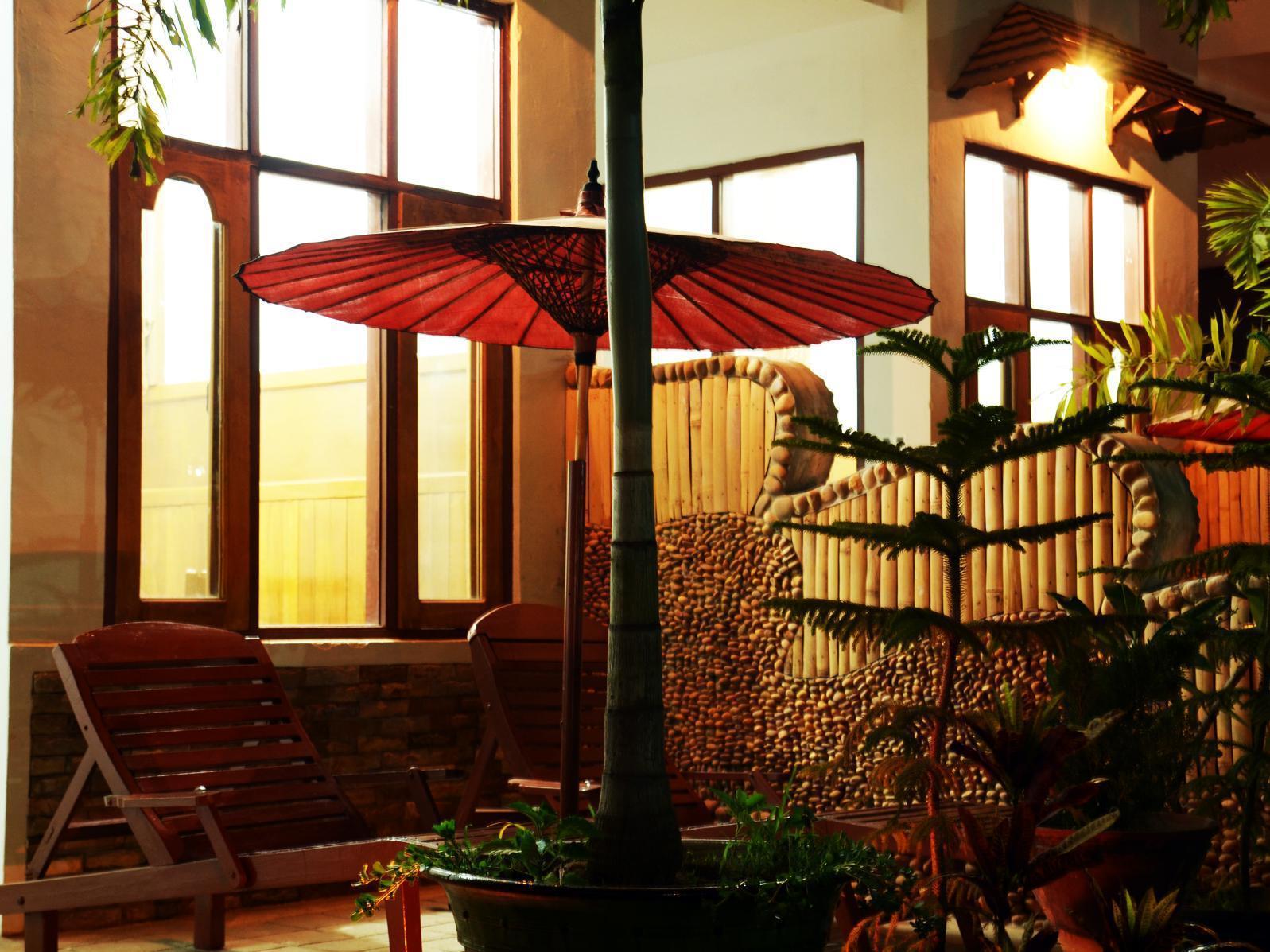 Mingalar Inn Inle Lake Buitenkant foto