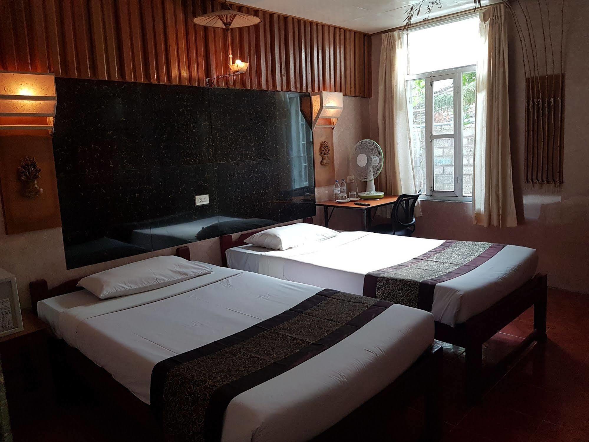 Mingalar Inn Inle Lake Buitenkant foto