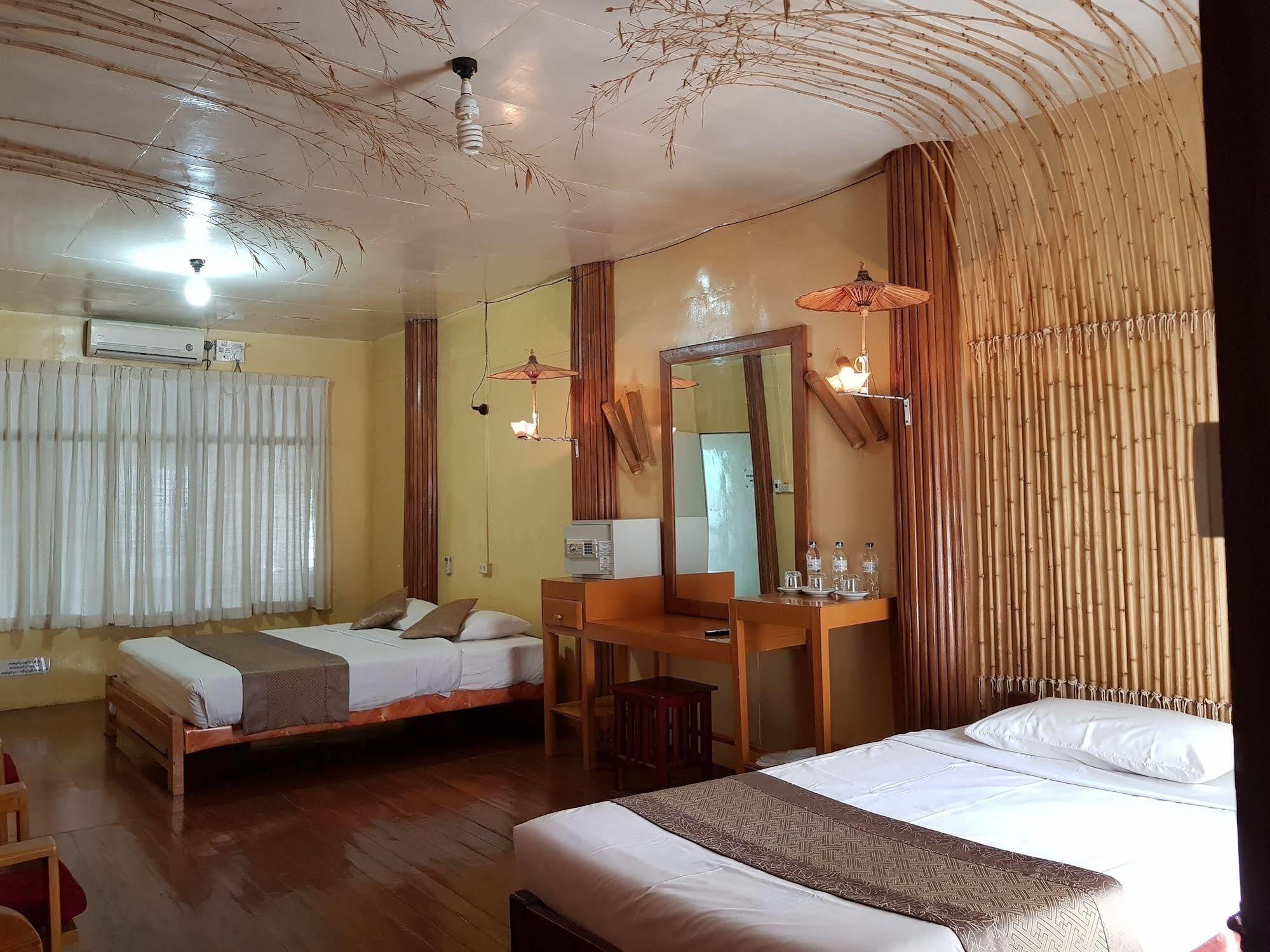 Mingalar Inn Inle Lake Buitenkant foto