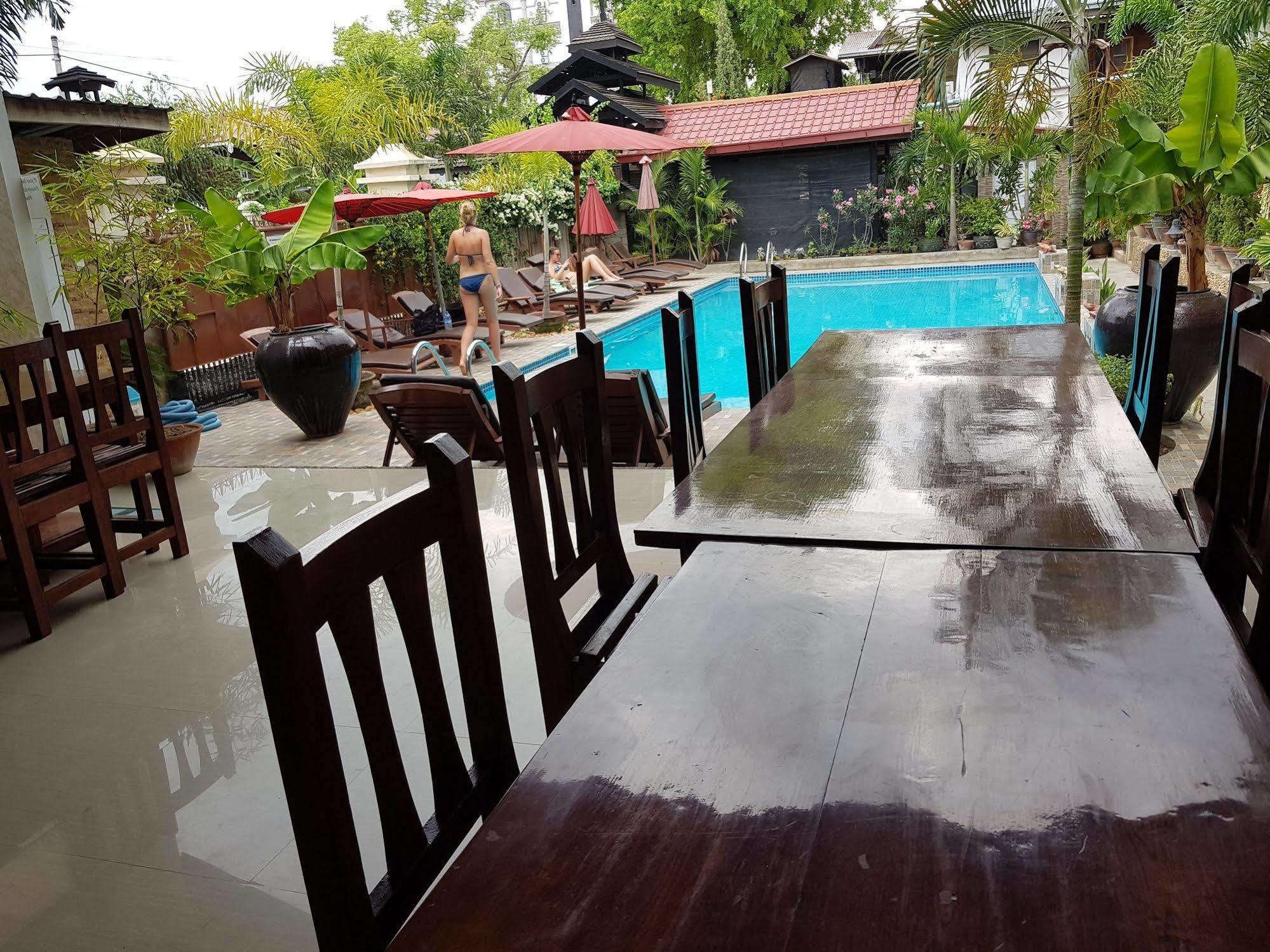Mingalar Inn Inle Lake Buitenkant foto